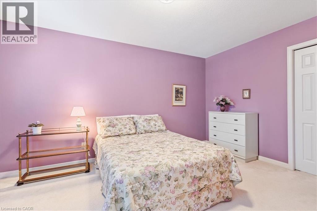 599 Stonebury Crescent, Waterloo, Ontario  N2K 3R2 - Photo 30 - 40804251