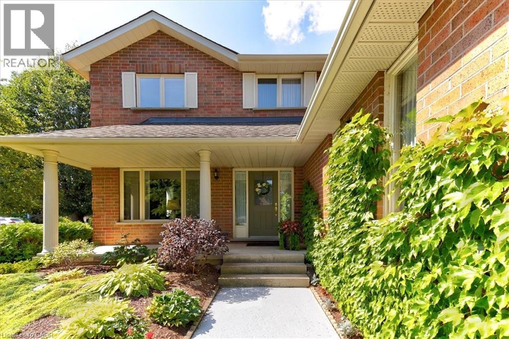 599 Stonebury Crescent, Waterloo, Ontario  N2K 3R2 - Photo 4 - 40804251