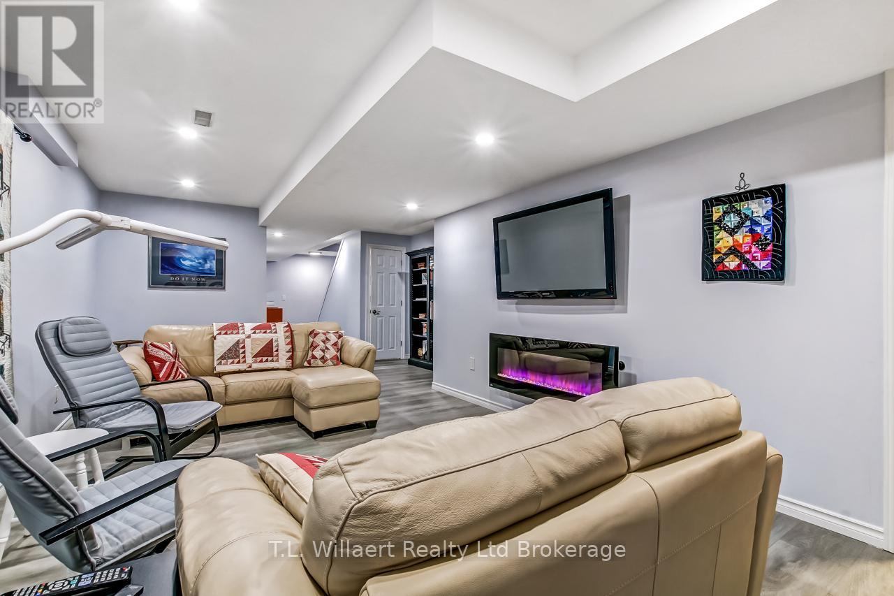 20 Andover Avenue, Tillsonburg, Ontario  N4G 4J5 - Photo 20 - X12785922