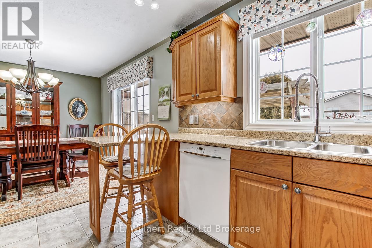 20 Andover Avenue, Tillsonburg, Ontario  N4G 4J5 - Photo 11 - X12785922