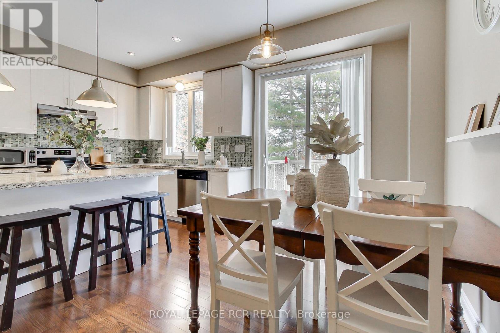 758 Wendy Culbert Crescent, Newmarket, Ontario  L3X 0A3 - Photo 16 - N12783104