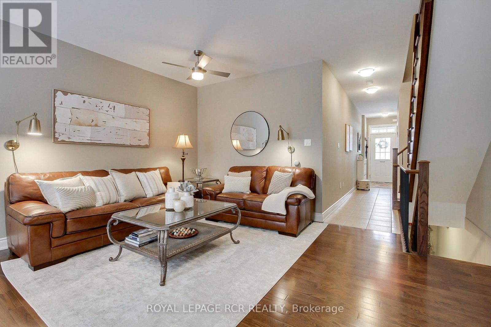 758 Wendy Culbert Crescent, Newmarket, Ontario  L3X 0A3 - Photo 9 - N12783104