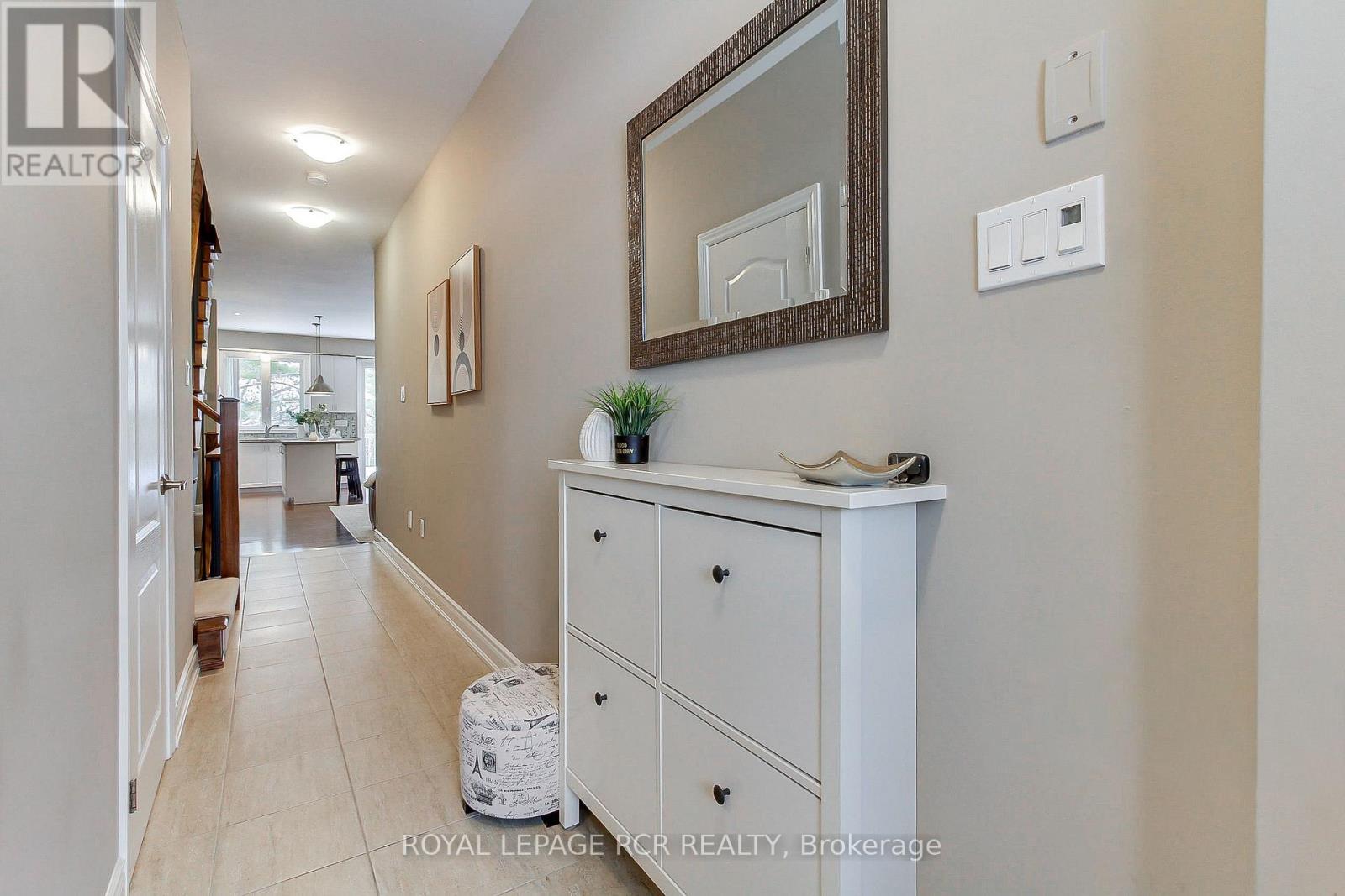 758 Wendy Culbert Crescent, Newmarket, Ontario  L3X 0A3 - Photo 4 - N12783104