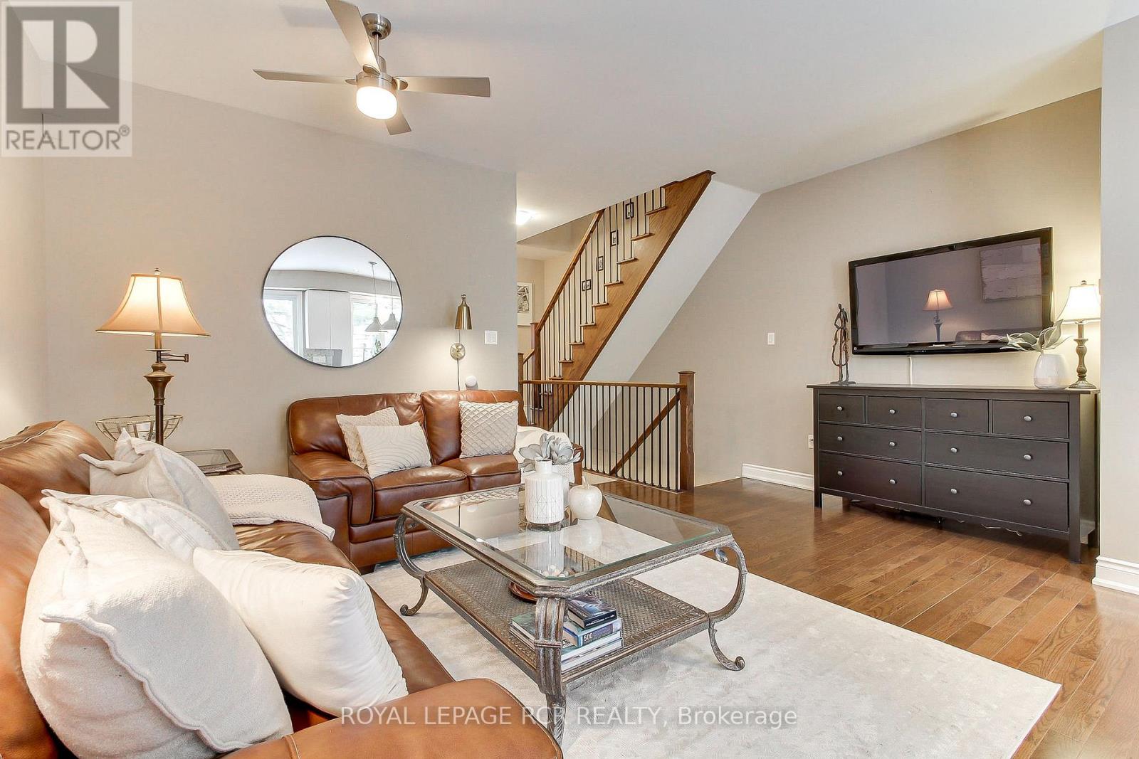 758 Wendy Culbert Crescent, Newmarket, Ontario  L3X 0A3 - Photo 8 - N12783104