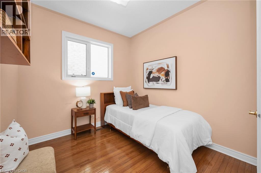 2546 Nichols Drive, Oakville, Ontario  L6H 7L3 - Photo 16 - 40805022