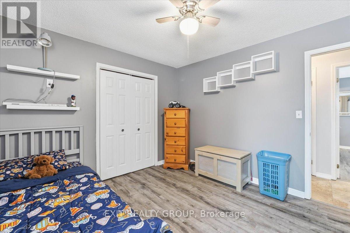 2433 Highway 62, Prince Edward County (Sophiasburg Ward), Ontario  K0K 1G0 - Photo 18 - X12786254