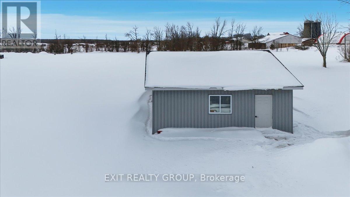 2433 Highway 62, Prince Edward County (Sophiasburg Ward), Ontario  K0K 1G0 - Photo 38 - X12786254