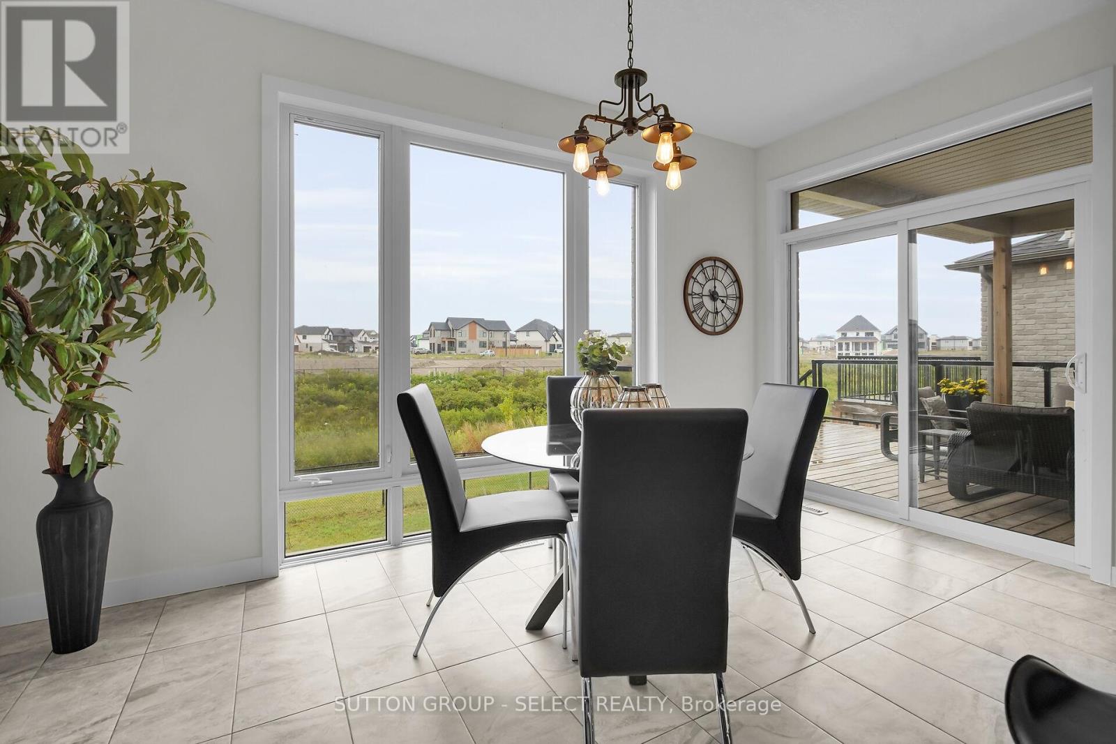 2080 Wateroak Drive, London North, Ontario  N6G 0P9 - Photo 15 - X12786278