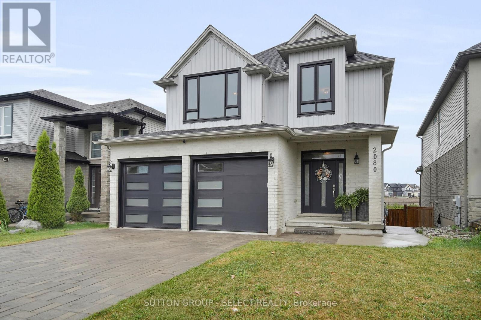 2080 Wateroak Drive, London North, Ontario  N6G 0P9 - Photo 2 - X12786278