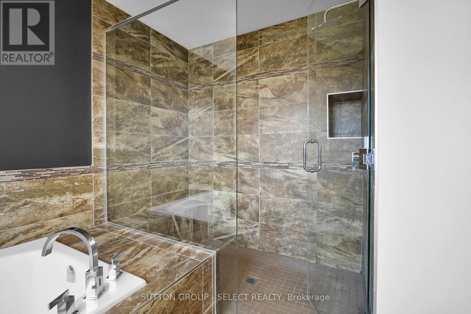 2080 Wateroak Drive, London North, Ontario  N6G 0P9 - Photo 22 - X12786278