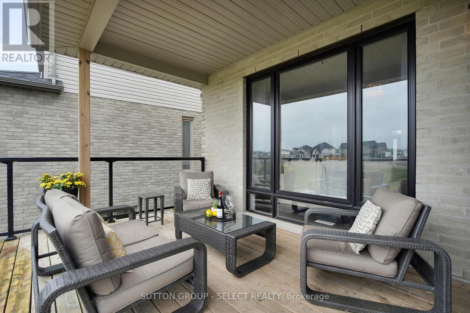 2080 Wateroak Drive, London North, Ontario  N6G 0P9 - Photo 43 - X12786278