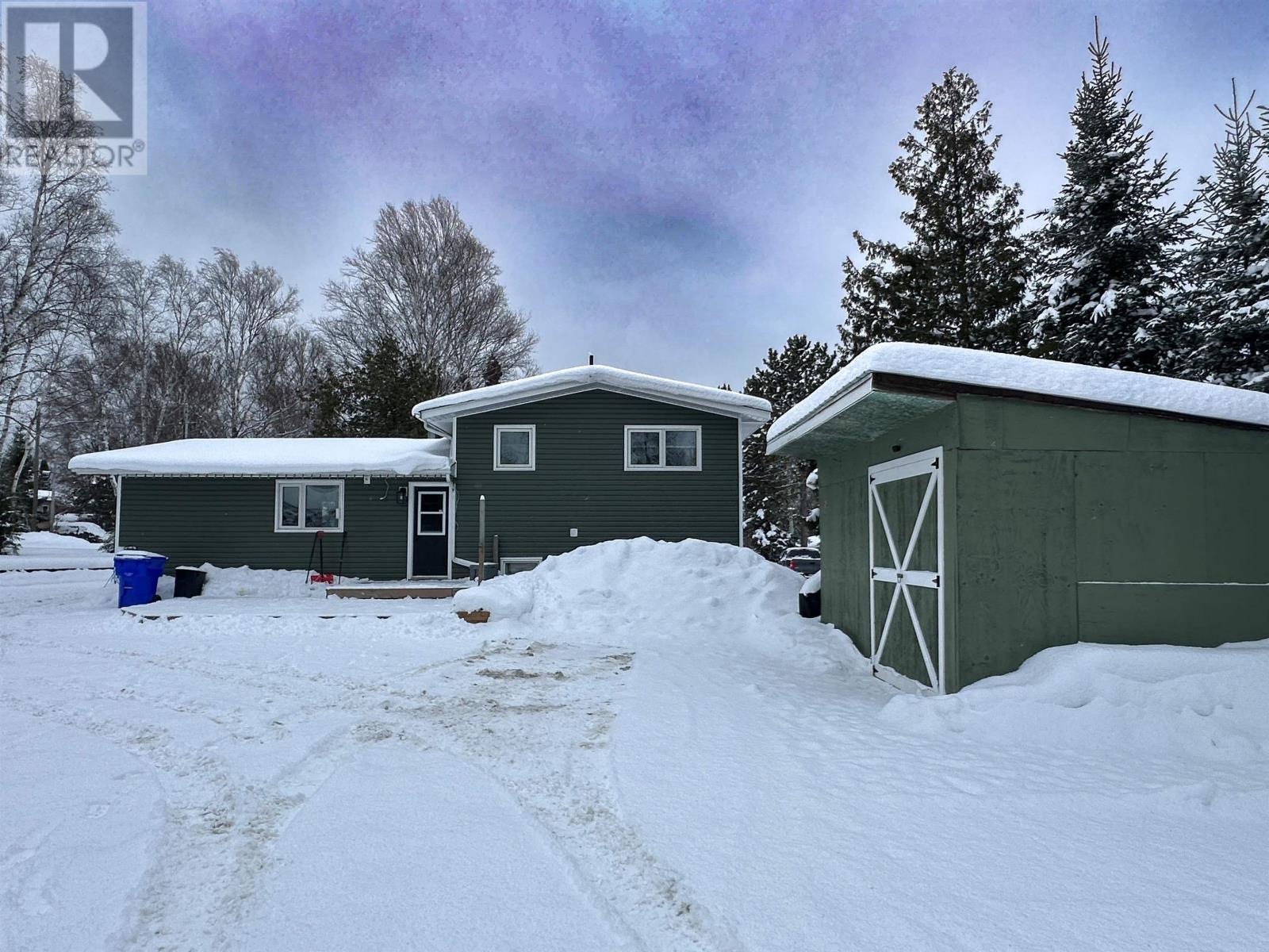 8 John St, Ear Falls, Ontario  P0V 1T0 - Photo 23 - TB2600060