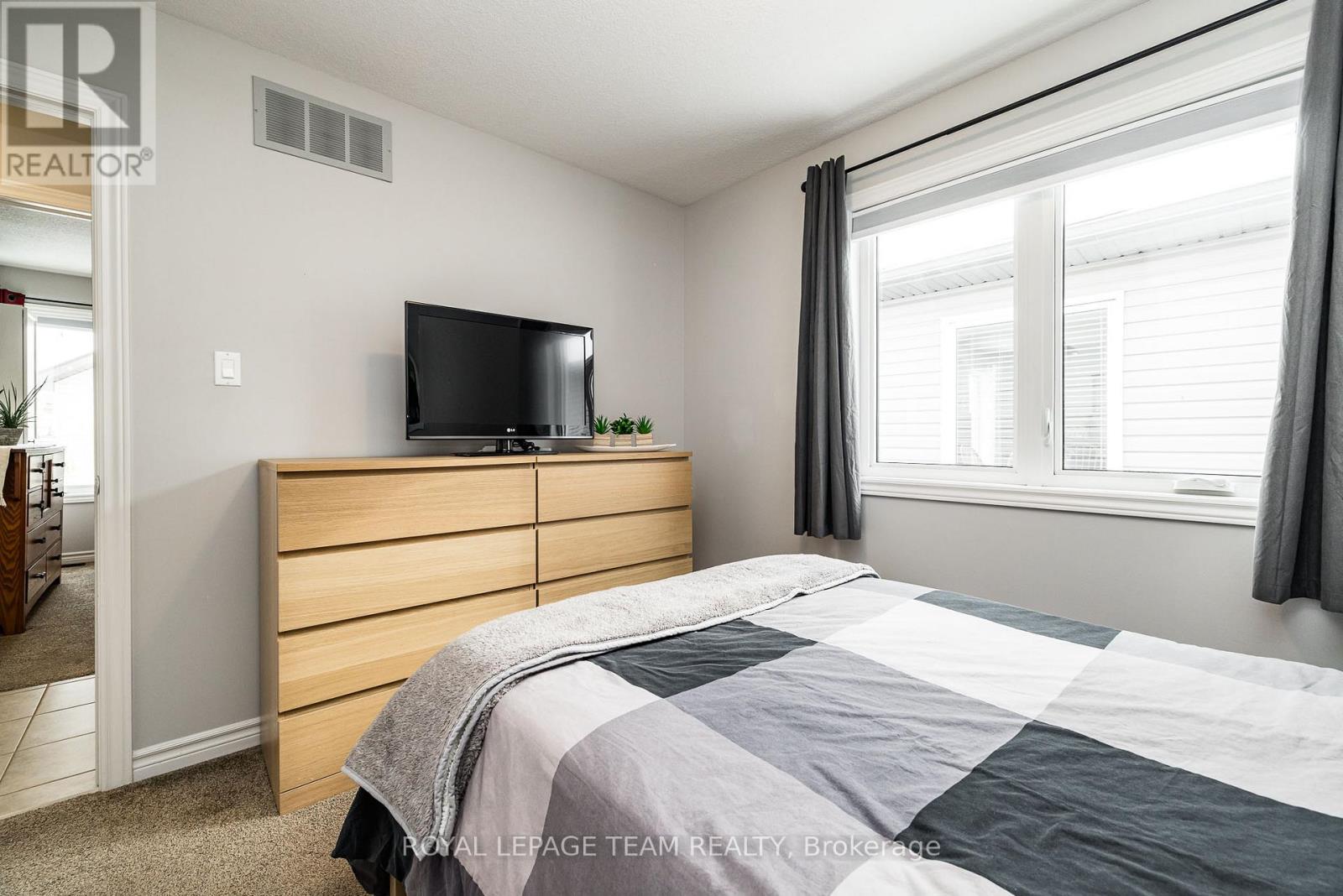 17 Lee Avenue, Smiths Falls, Ontario  K7A 0A2 - Photo 22 - X12786276