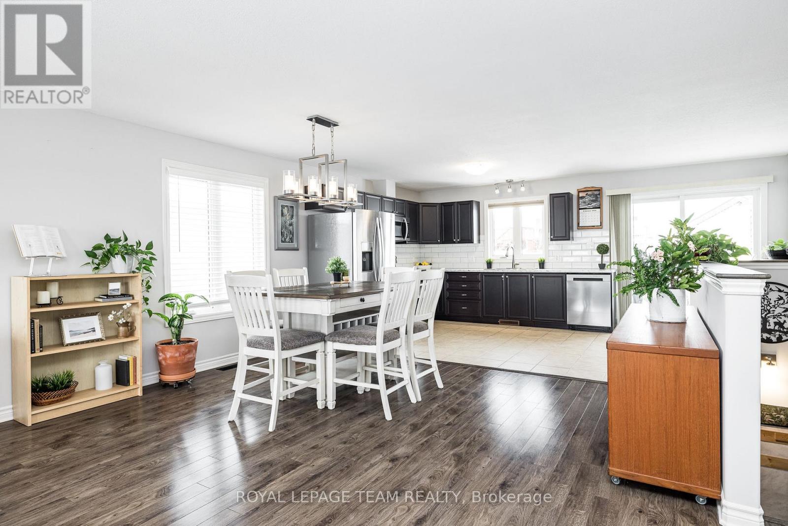 17 Lee Avenue, Smiths Falls, Ontario  K7A 0A2 - Photo 7 - X12786276