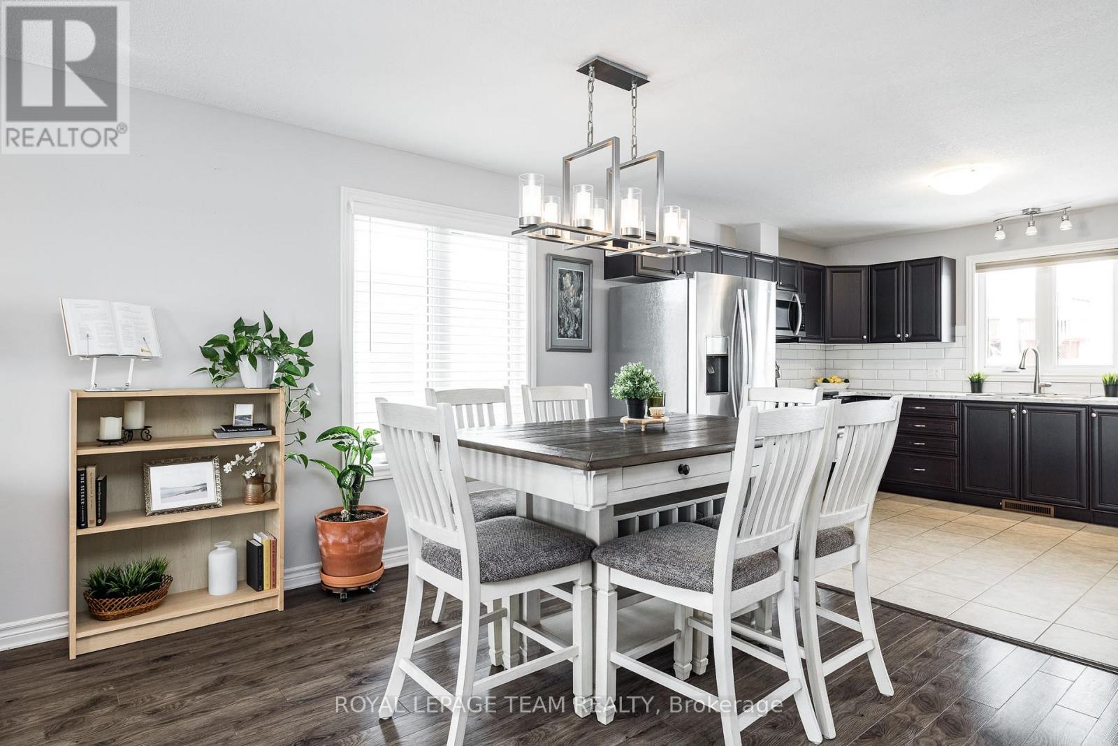 17 Lee Avenue, Smiths Falls, Ontario  K7A 0A2 - Photo 8 - X12786276