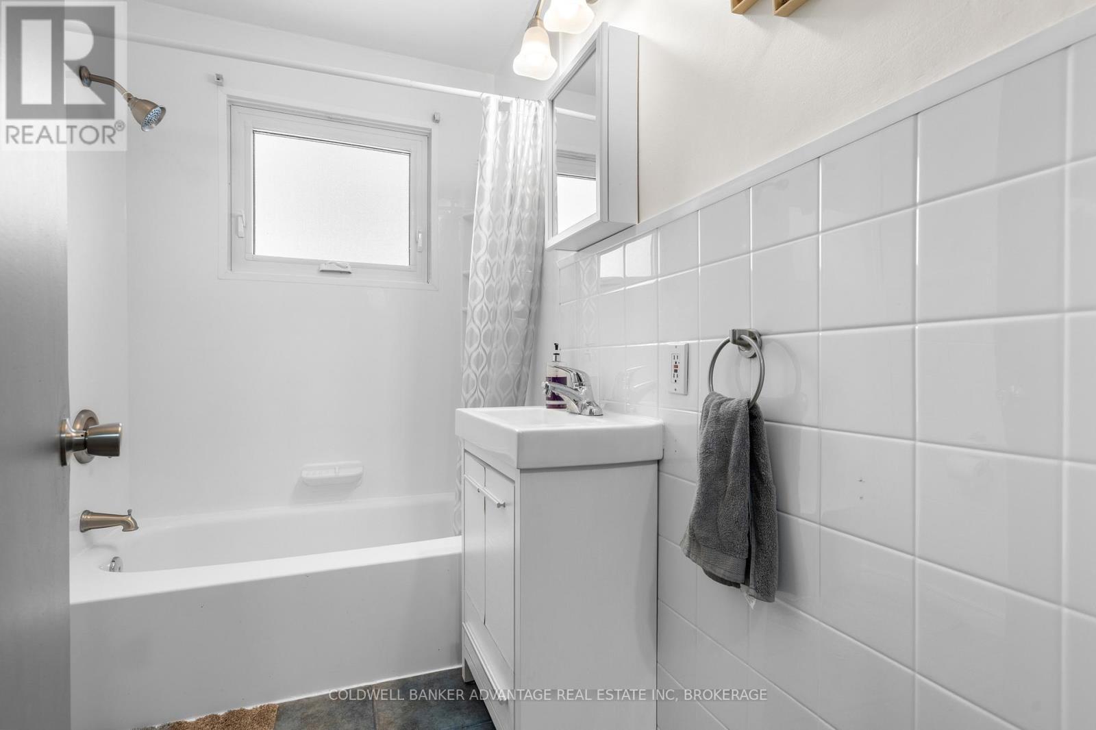 6413 Franklin Avenue, Niagara Falls, Ontario  L2G 4Z6 - Photo 27 - X12786228