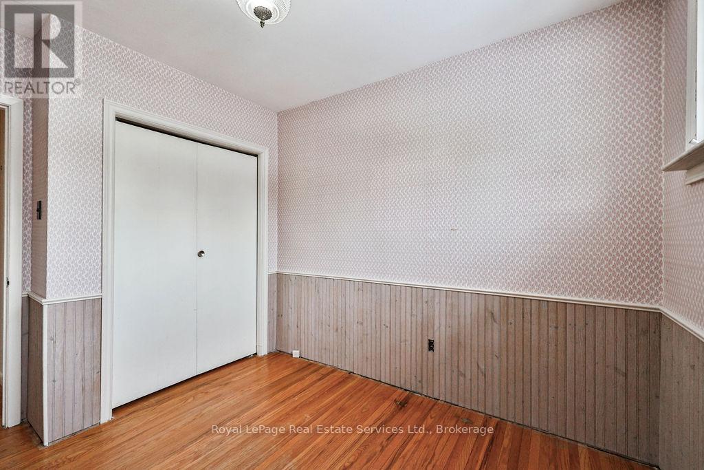 557 Stonecliffe Road, Oakville, Ontario  L6L 4N8 - Photo 21 - W12786216