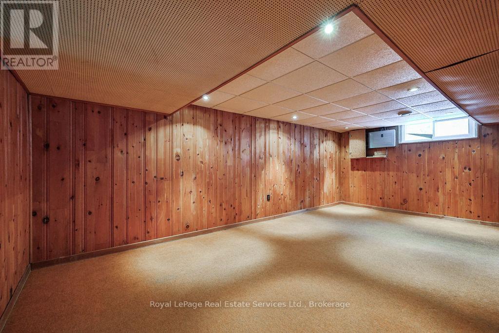 557 Stonecliffe Road, Oakville, Ontario  L6L 4N8 - Photo 27 - W12786216