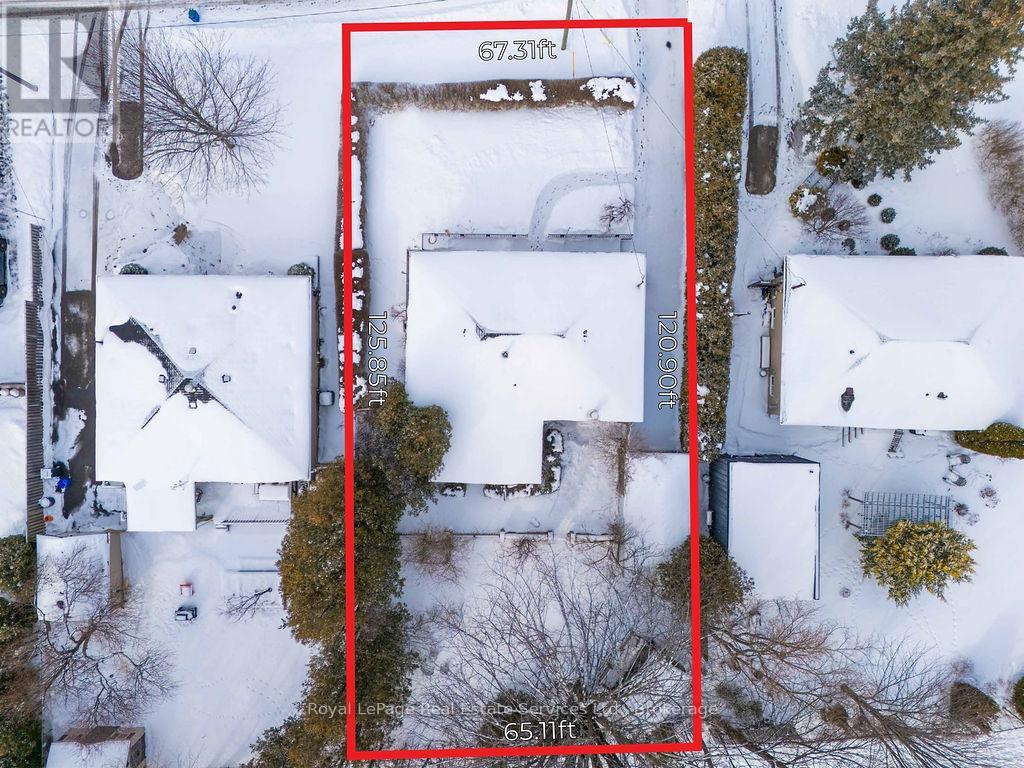 557 Stonecliffe Road, Oakville, Ontario  L6L 4N8 - Photo 3 - W12786216