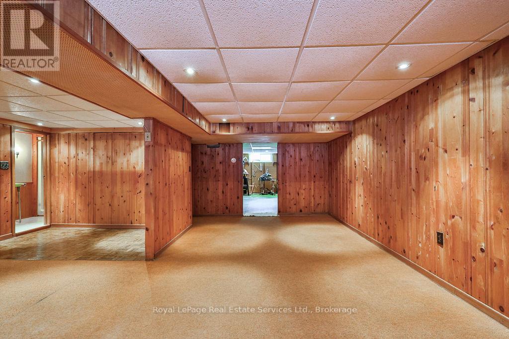 557 Stonecliffe Road, Oakville, Ontario  L6L 4N8 - Photo 30 - W12786216