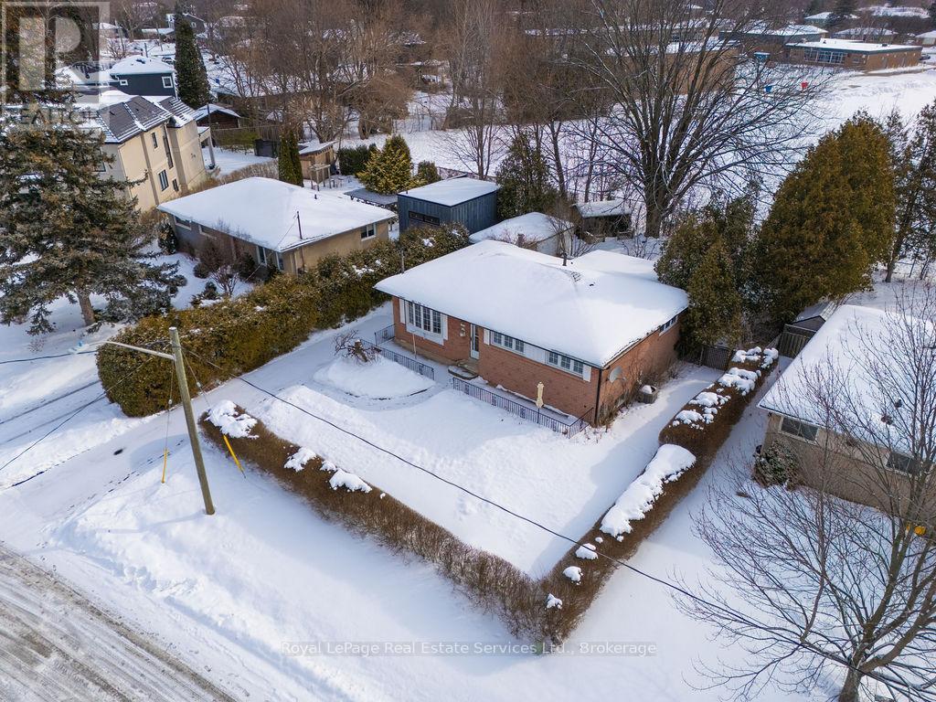 557 Stonecliffe Road, Oakville, Ontario  L6L 4N8 - Photo 36 - W12786216
