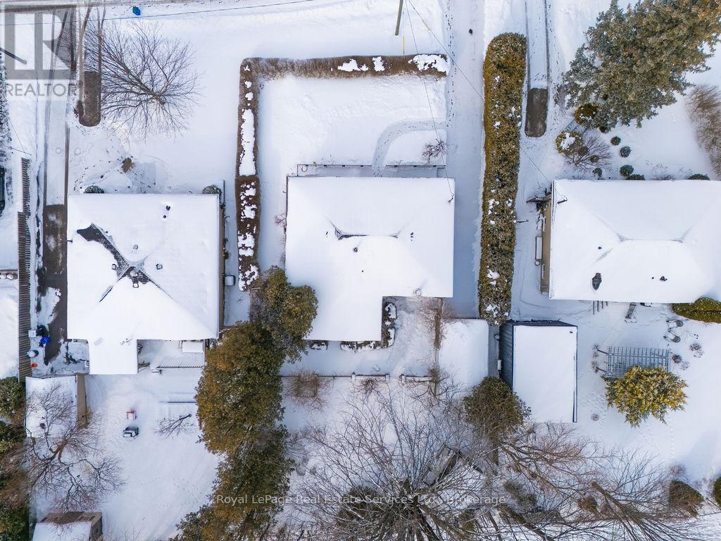 557 Stonecliffe Road, Oakville, Ontario  L6L 4N8 - Photo 40 - W12786216