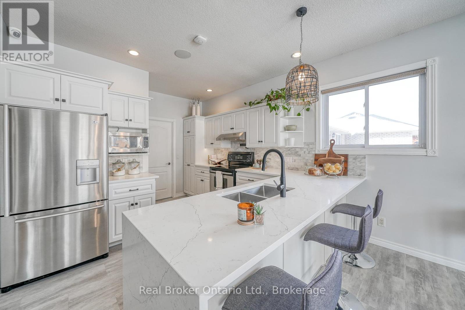 504 Crestwood Court, Woodstock, Ontario N4T 1V3 - Photo 15 - X12786296