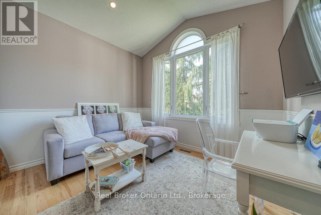 504 Crestwood Court, Woodstock, Ontario N4T 1V3 - Photo 22 - X12786296