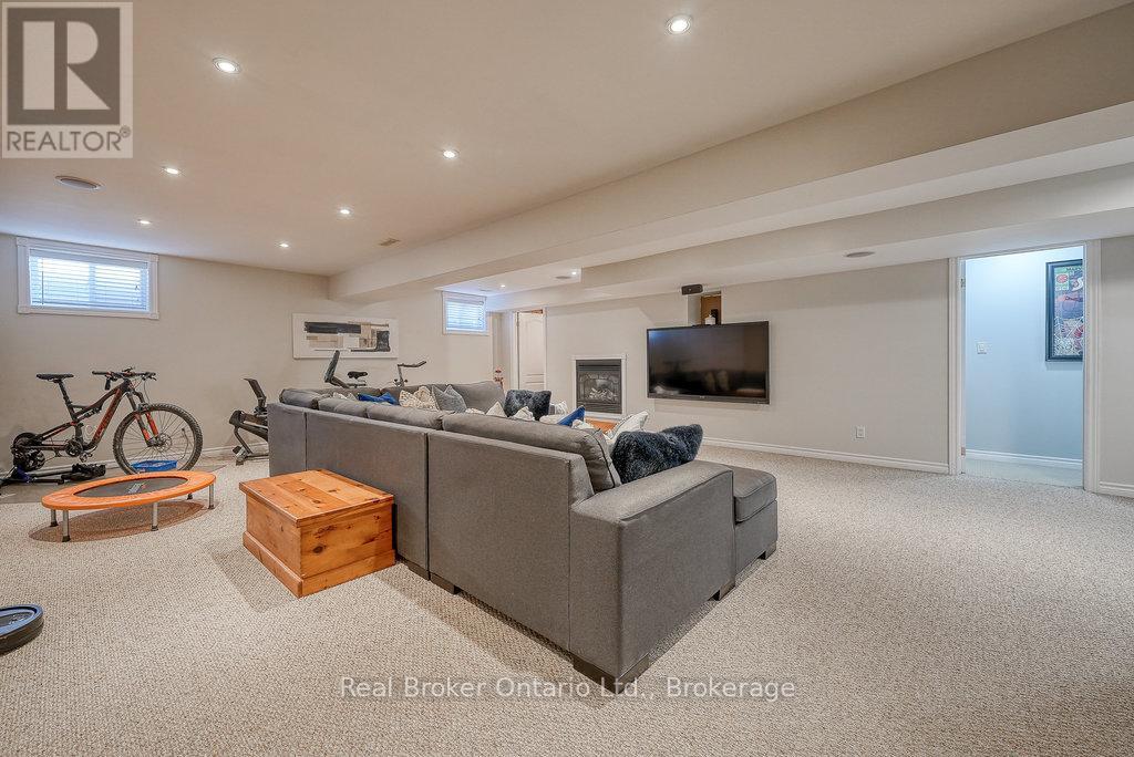 504 Crestwood Court, Woodstock, Ontario N4T 1V3 - Photo 36 - X12786296