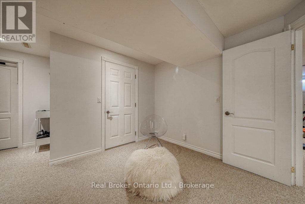 504 Crestwood Court, Woodstock, Ontario N4T 1V3 - Photo 39 - X12786296