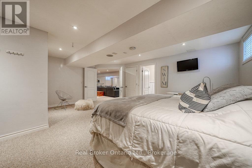 504 Crestwood Court, Woodstock, Ontario N4T 1V3 - Photo 41 - X12786296