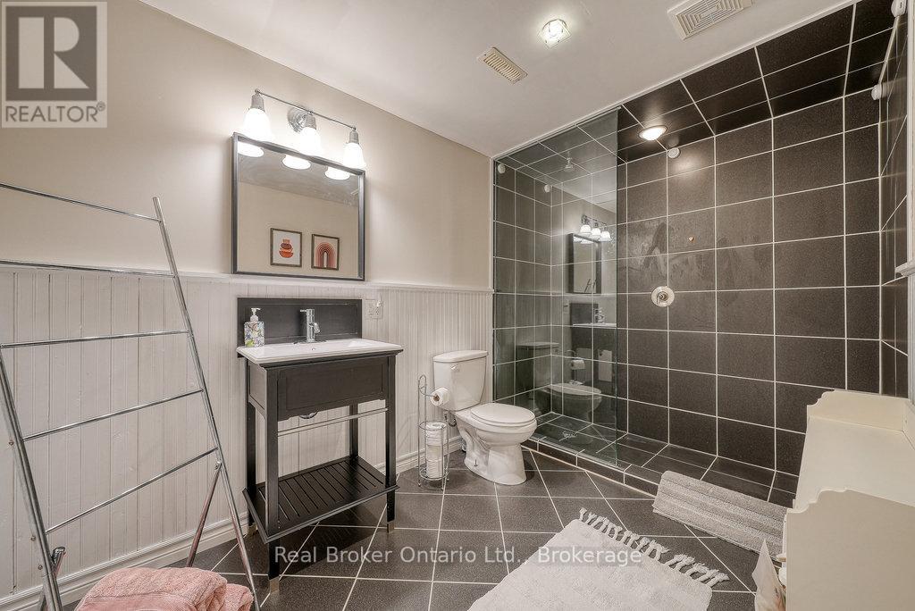 504 Crestwood Court, Woodstock, Ontario N4T 1V3 - Photo 42 - X12786296