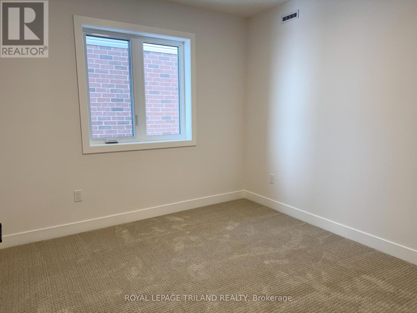 23 Harrow Lane, St. Thomas, Ontario  N5R 0P3 - Photo 10 - X12680736