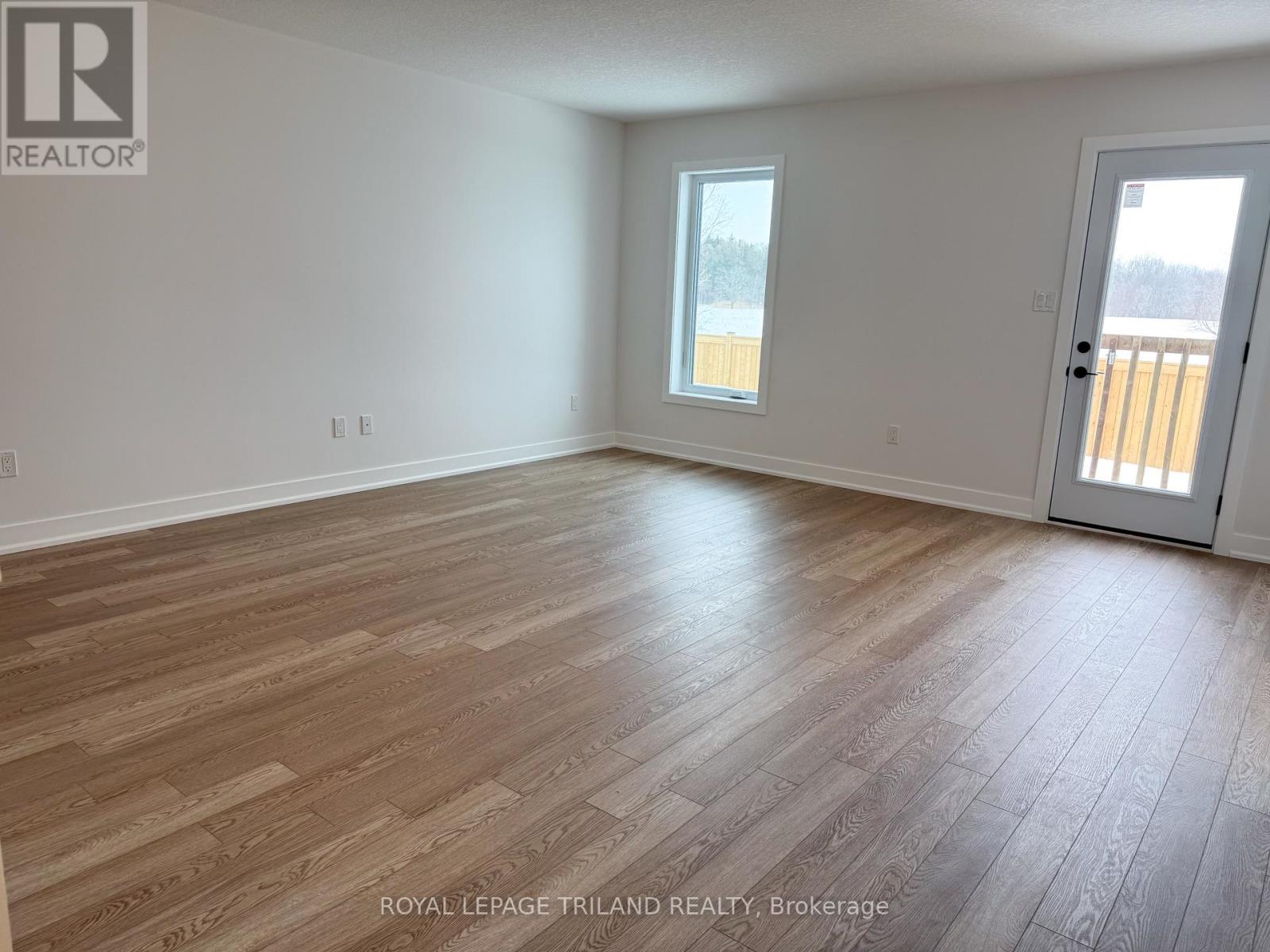 23 Harrow Lane, St. Thomas, Ontario  N5R 0P3 - Photo 11 - X12680736