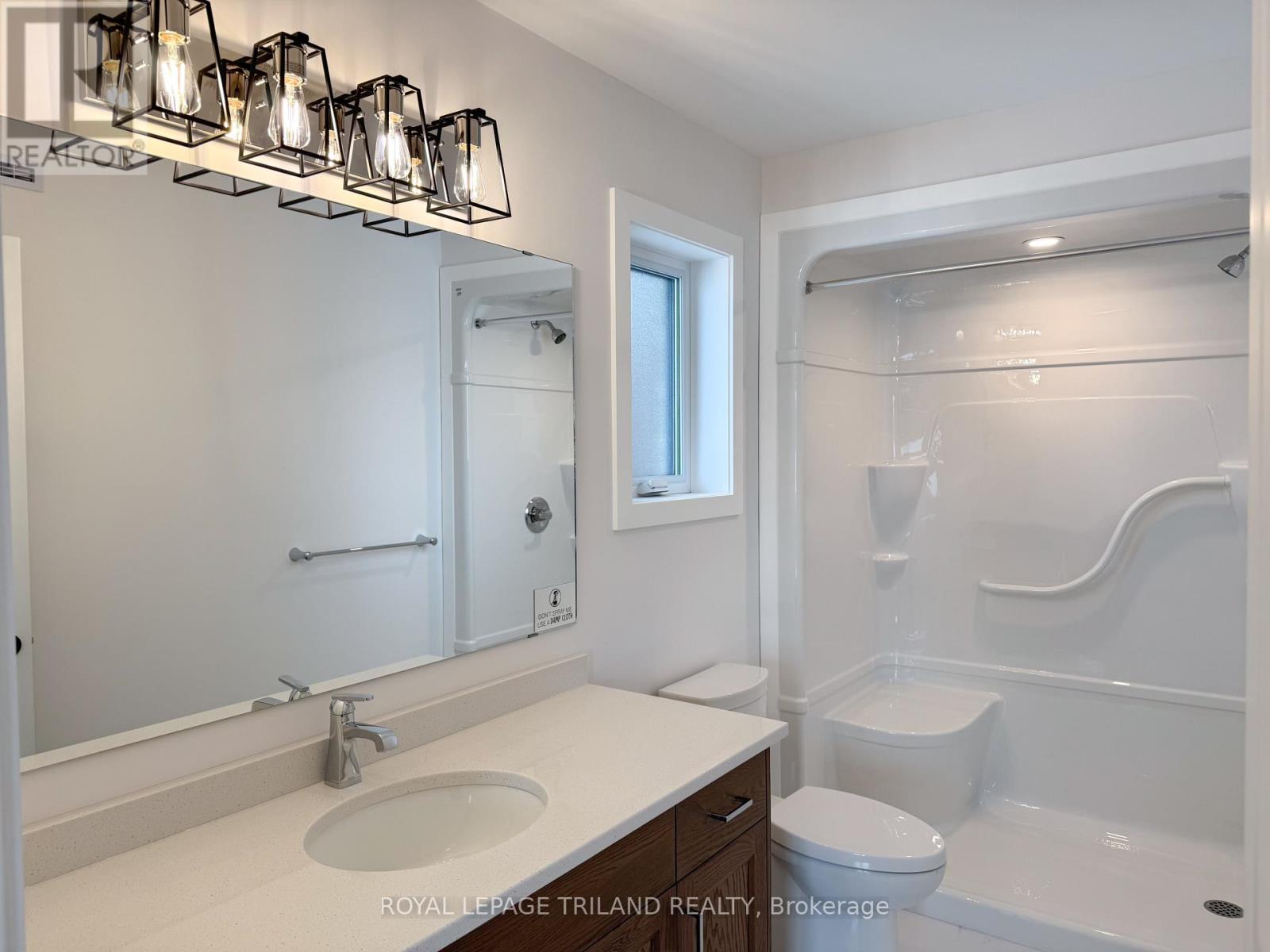 23 Harrow Lane, St. Thomas, Ontario  N5R 0P3 - Photo 14 - X12680736