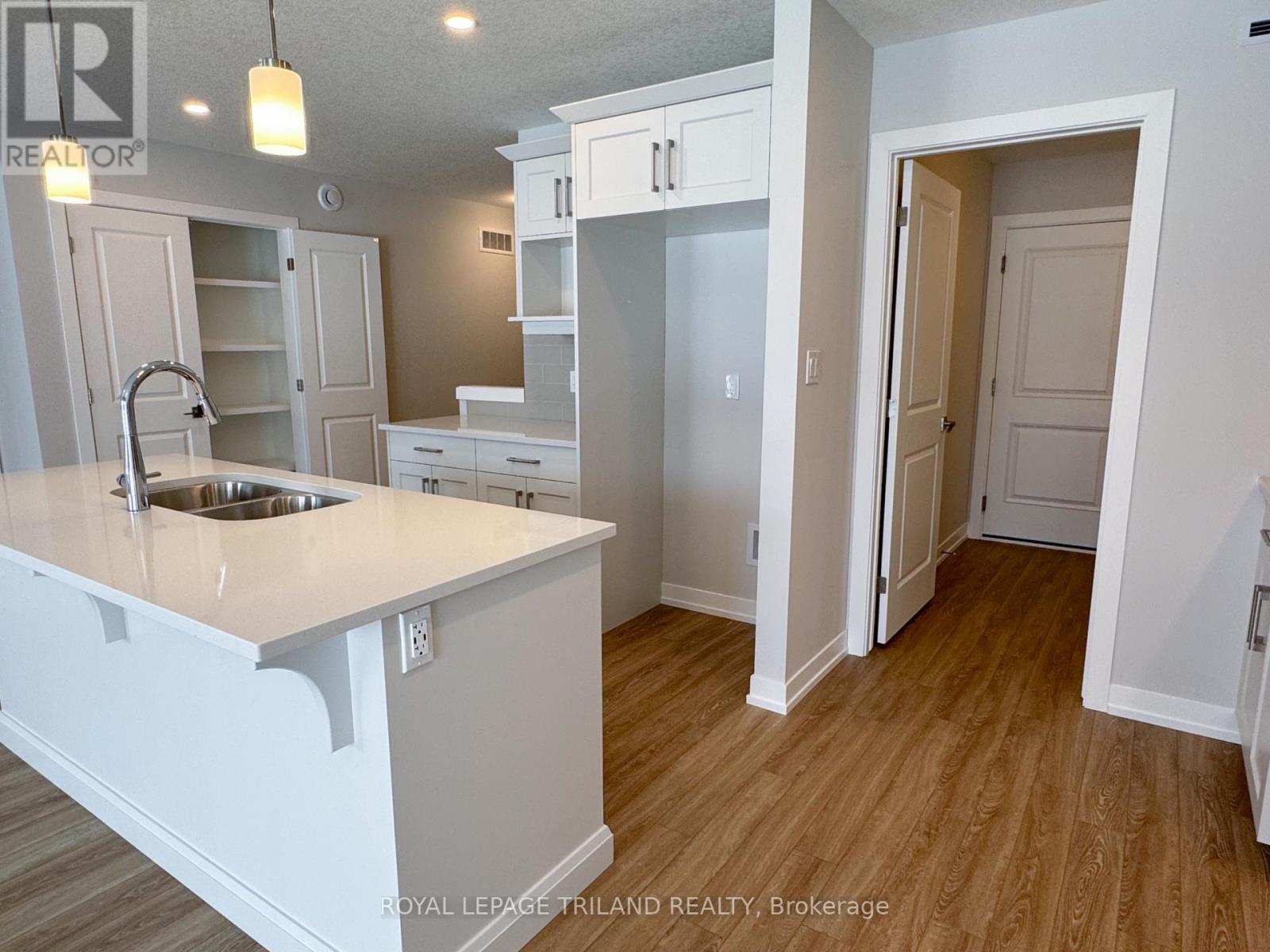 20 Harrow Lane, St. Thomas, Ontario  N5R 0P3 - Photo 10 - X12786036