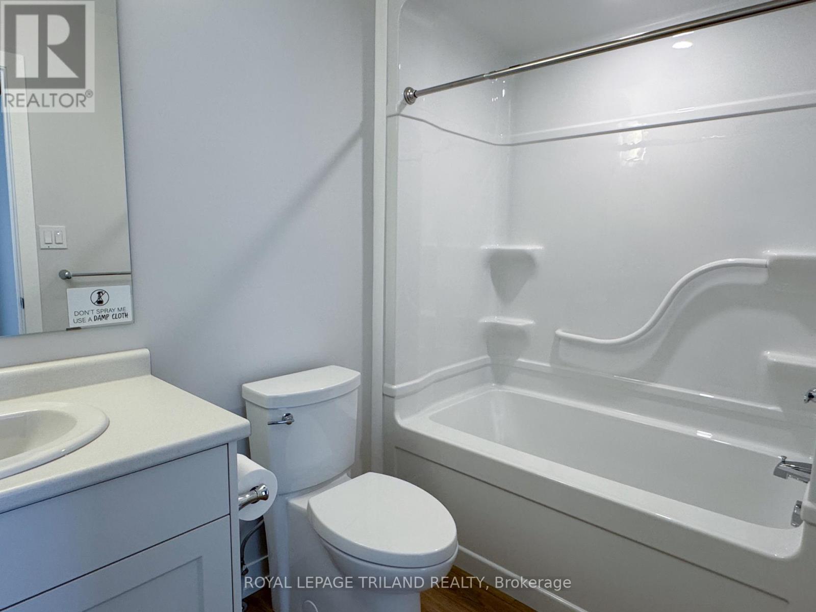 Photo 6 of 17 for 20 Harrow Lane