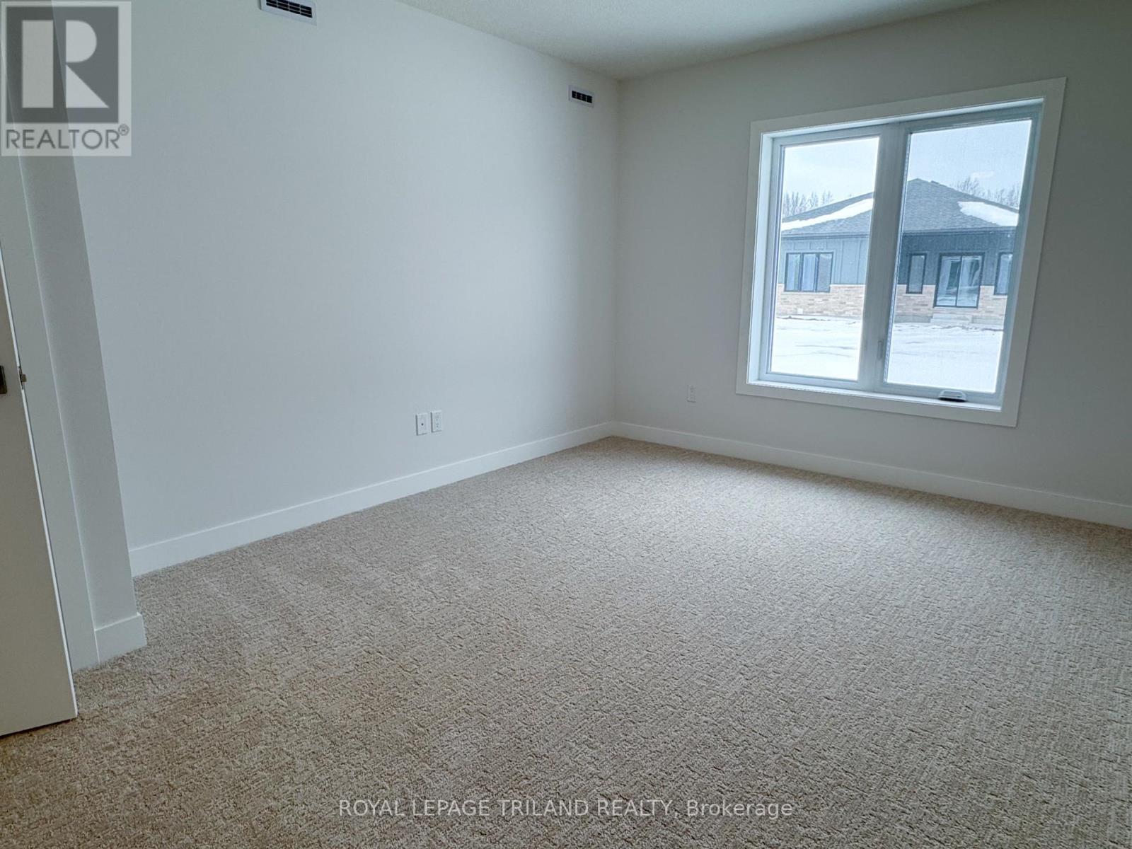 20 Harrow Lane, St. Thomas, Ontario  N5R 0P3 - Photo 14 - X12786036