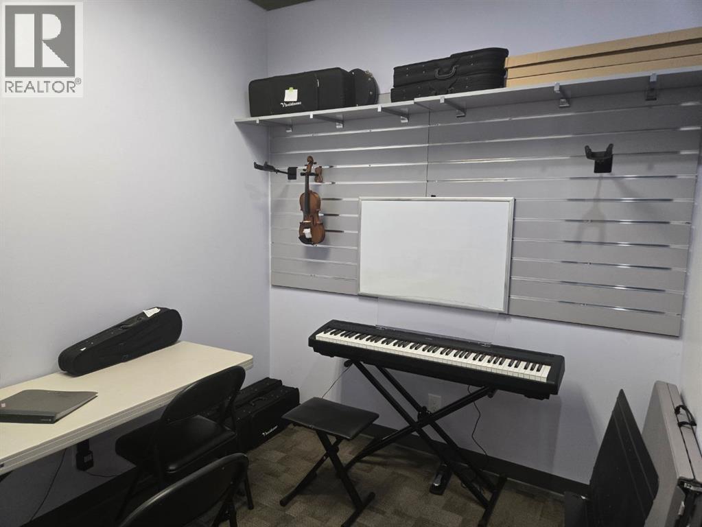 123 Any Musicworks  Nw, Calgary, Alberta  T3A 4Y4 - Photo 4 - A2286256