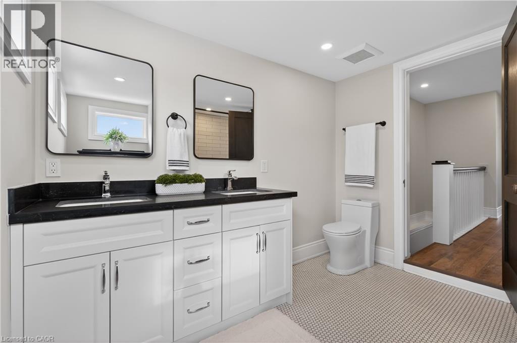 161 N Connaught Avenue N, Hamilton, Ontario  L8L 6Z4 - Photo 25 - 40804938