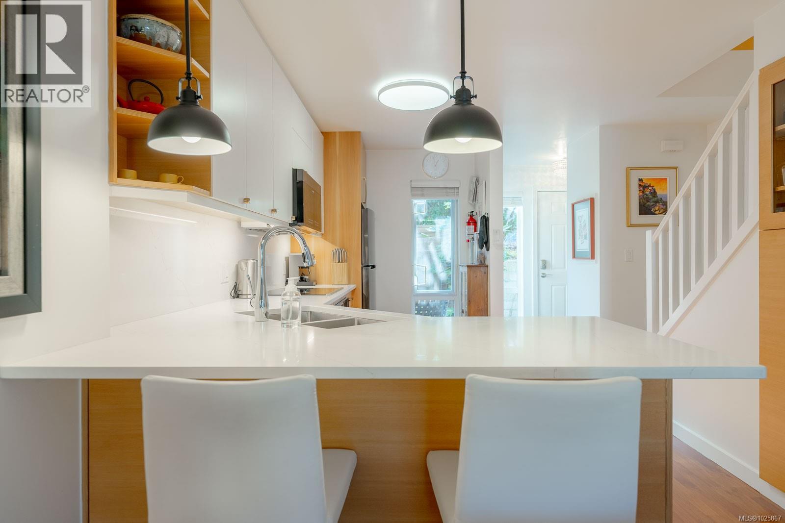 202 116 Queens Rd, Duncan, British Columbia  V9L 2W6 - Photo 11 - 1025867