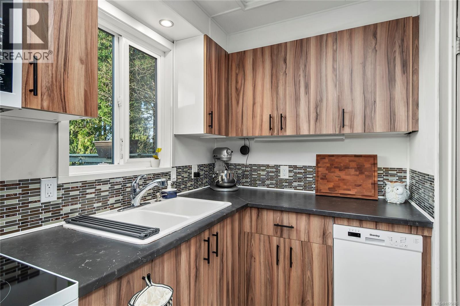 21 1160 Shellbourne Blvd, Campbell River, British Columbia  V9H 1H9 - Photo 15 - 1025876