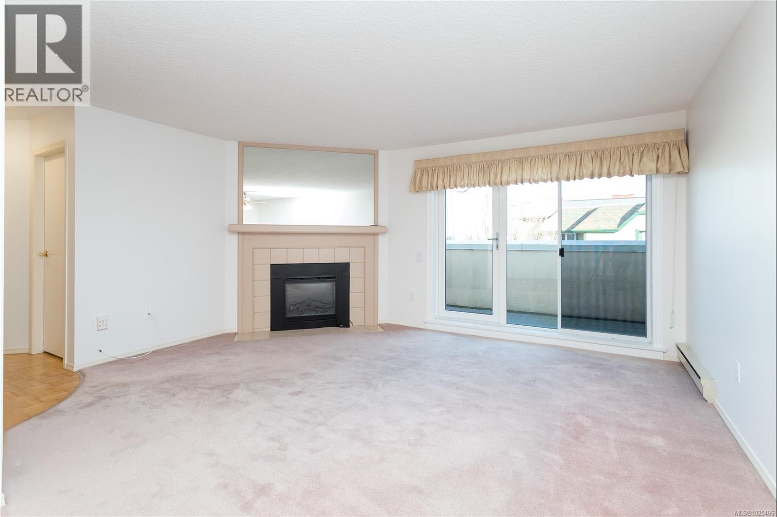 304 2490 Bevan Ave, Sidney, British Columbia  V8L 5C6 - Photo 2 - 1025486