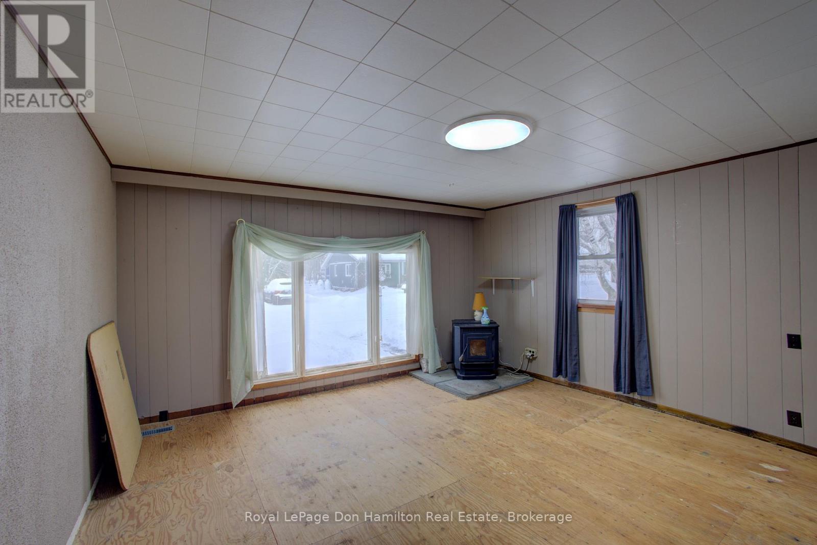 34 George Street N, West Grey, Ontario  N0G 1S0 - Photo 7 - X12633506