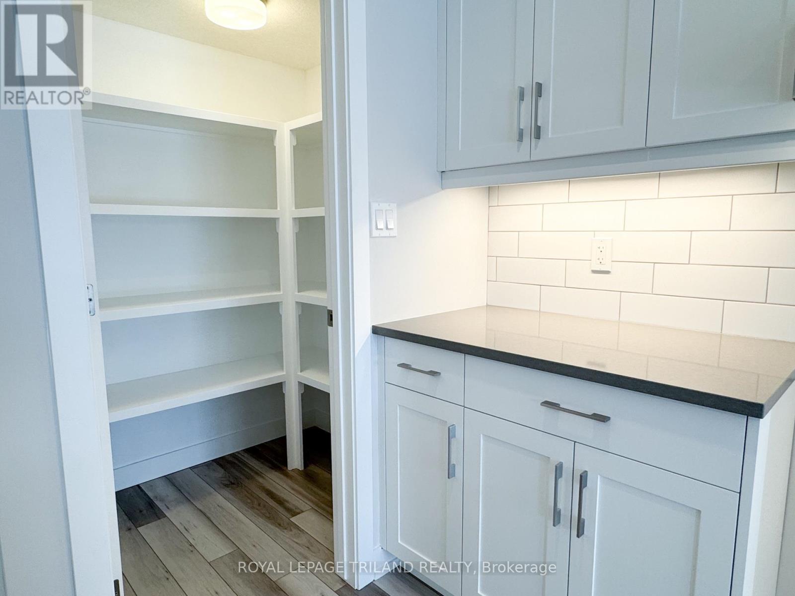 110 Styles Drive, St. Thomas, Ontario  N5R 0N8 - Photo 13 - X12552094