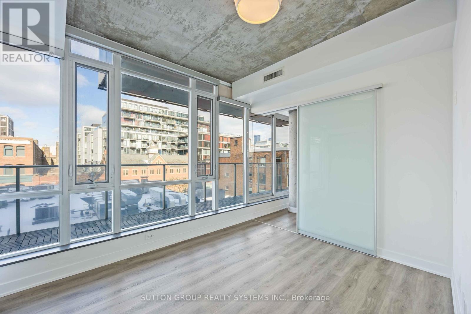 606 - 75 Portland Street, Toronto, Ontario  M5V 2M9 - Photo 13 - C12786240