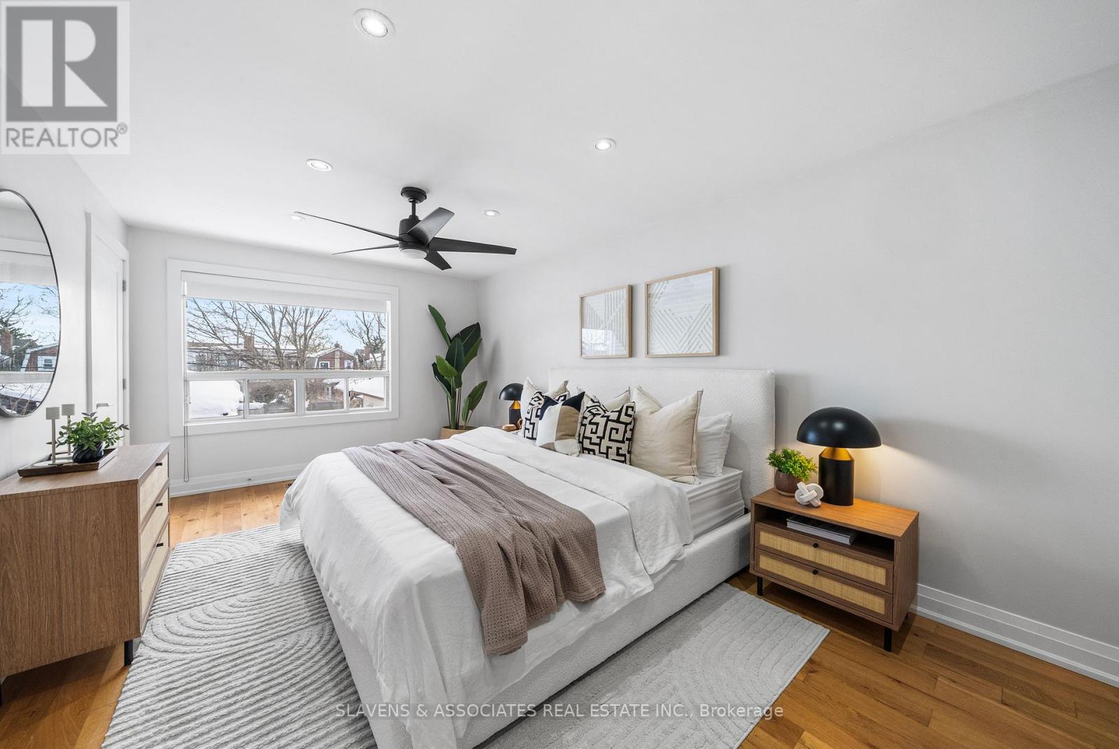 15 Ashbury Avenue, Toronto, Ontario  M6E 1V6 - Photo 16 - C12786264