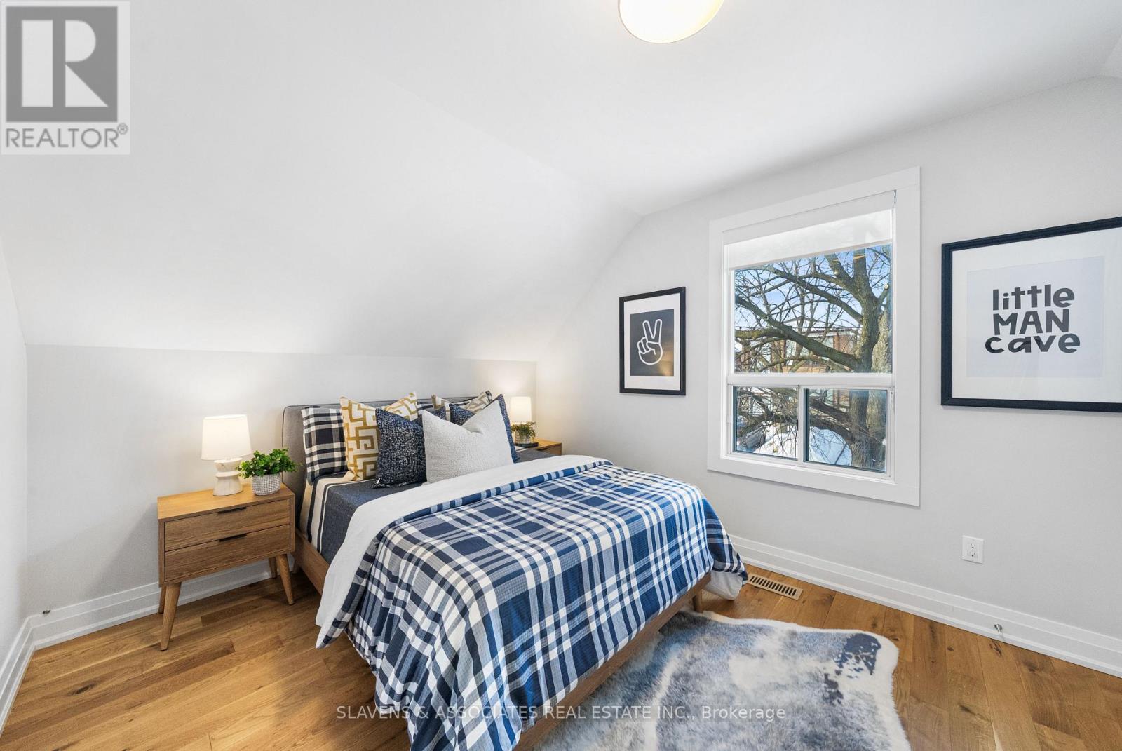 15 Ashbury Avenue, Toronto, Ontario  M6E 1V6 - Photo 28 - C12786264