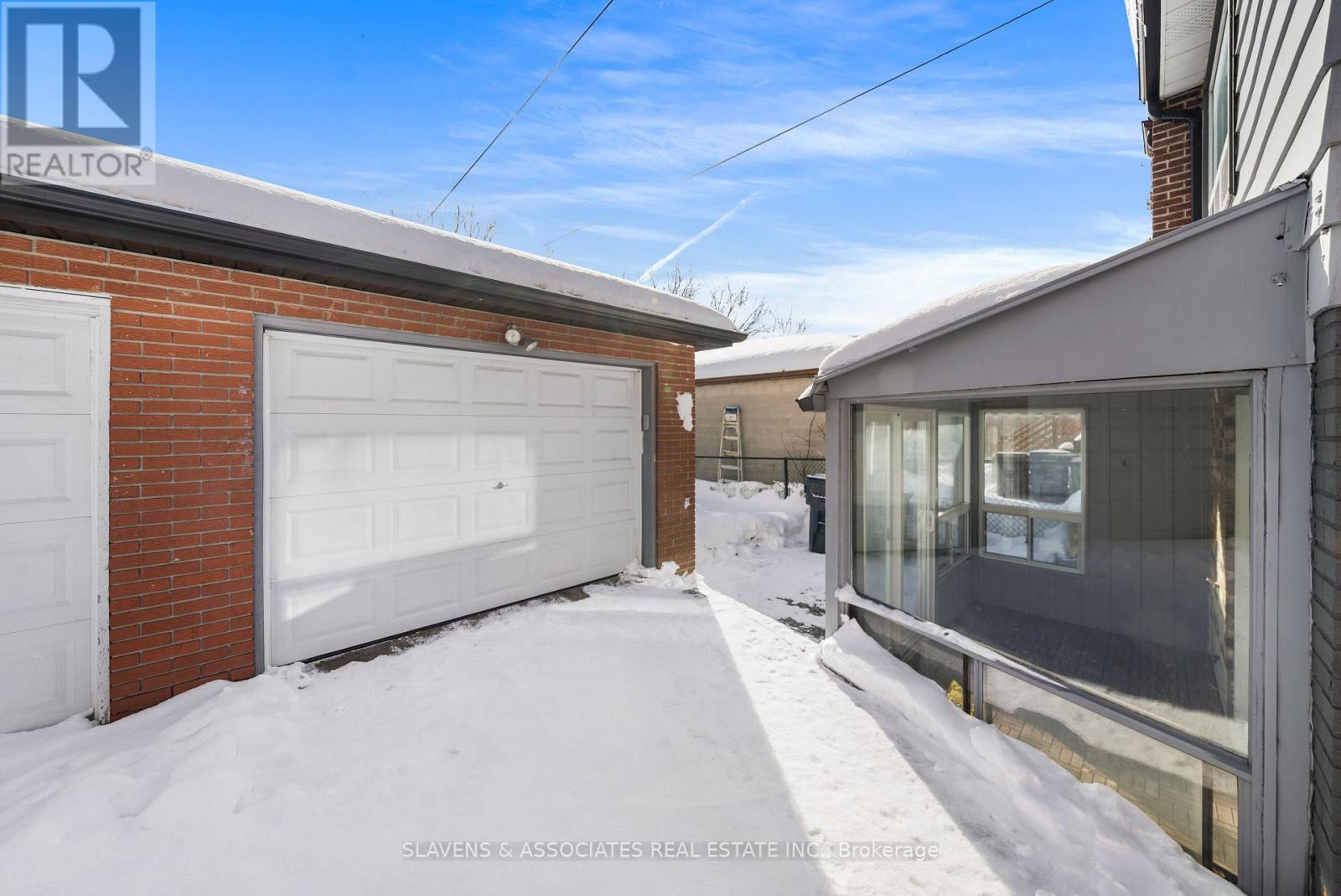 15 Ashbury Avenue, Toronto, Ontario  M6E 1V6 - Photo 41 - C12786264