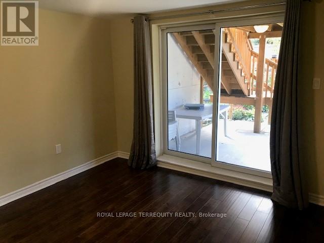 233 Shawnee Circle, Toronto, Ontario  M2H 2Y3 - Photo 2 - C12786288